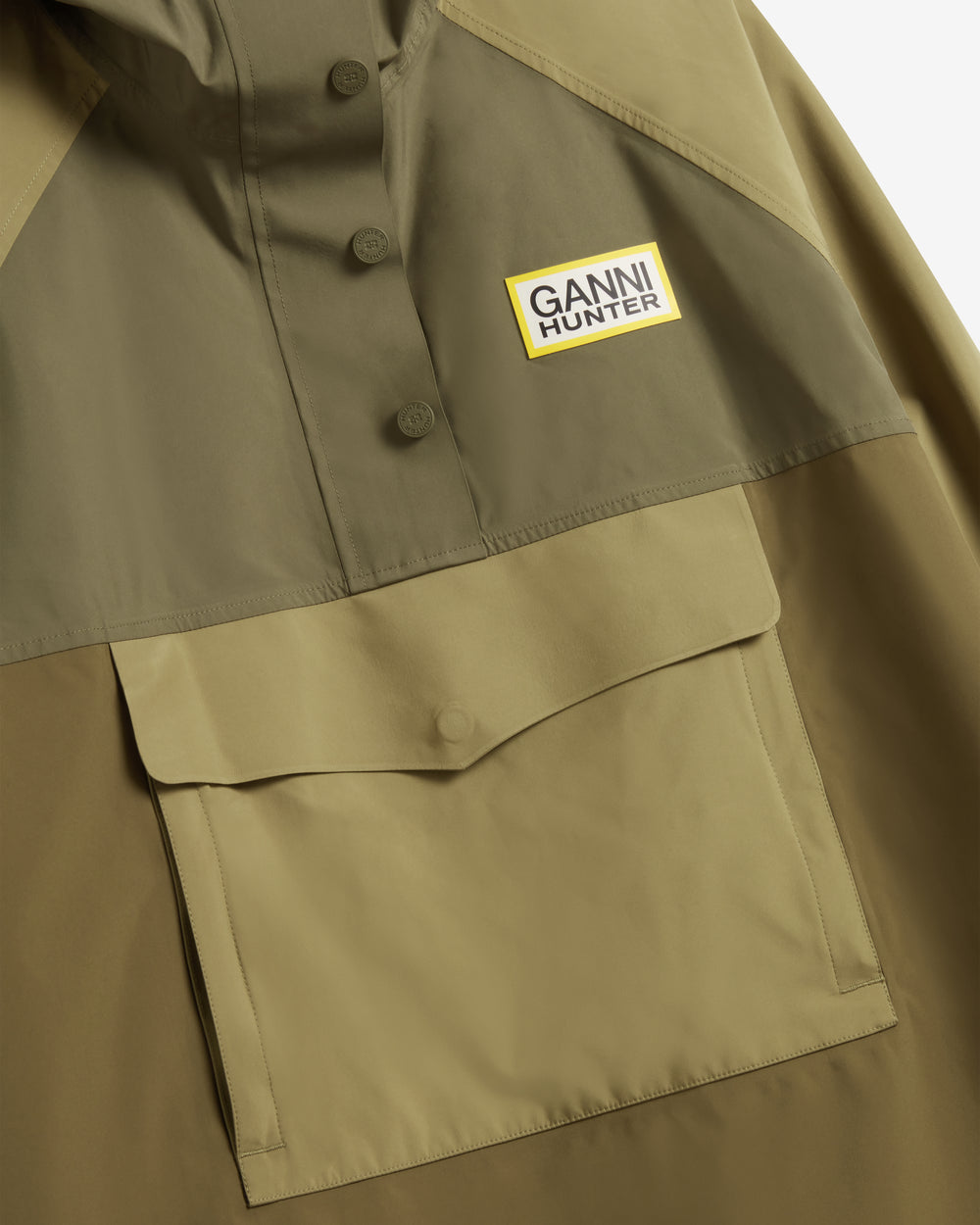 Regenponcho Ganni X Hunter Grün (Unisex)